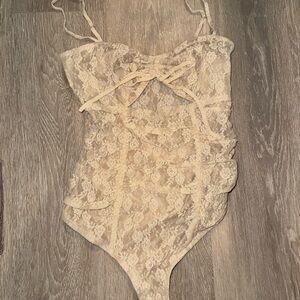 Le Lis Cream Floral Lace Camisole Bodysuit
